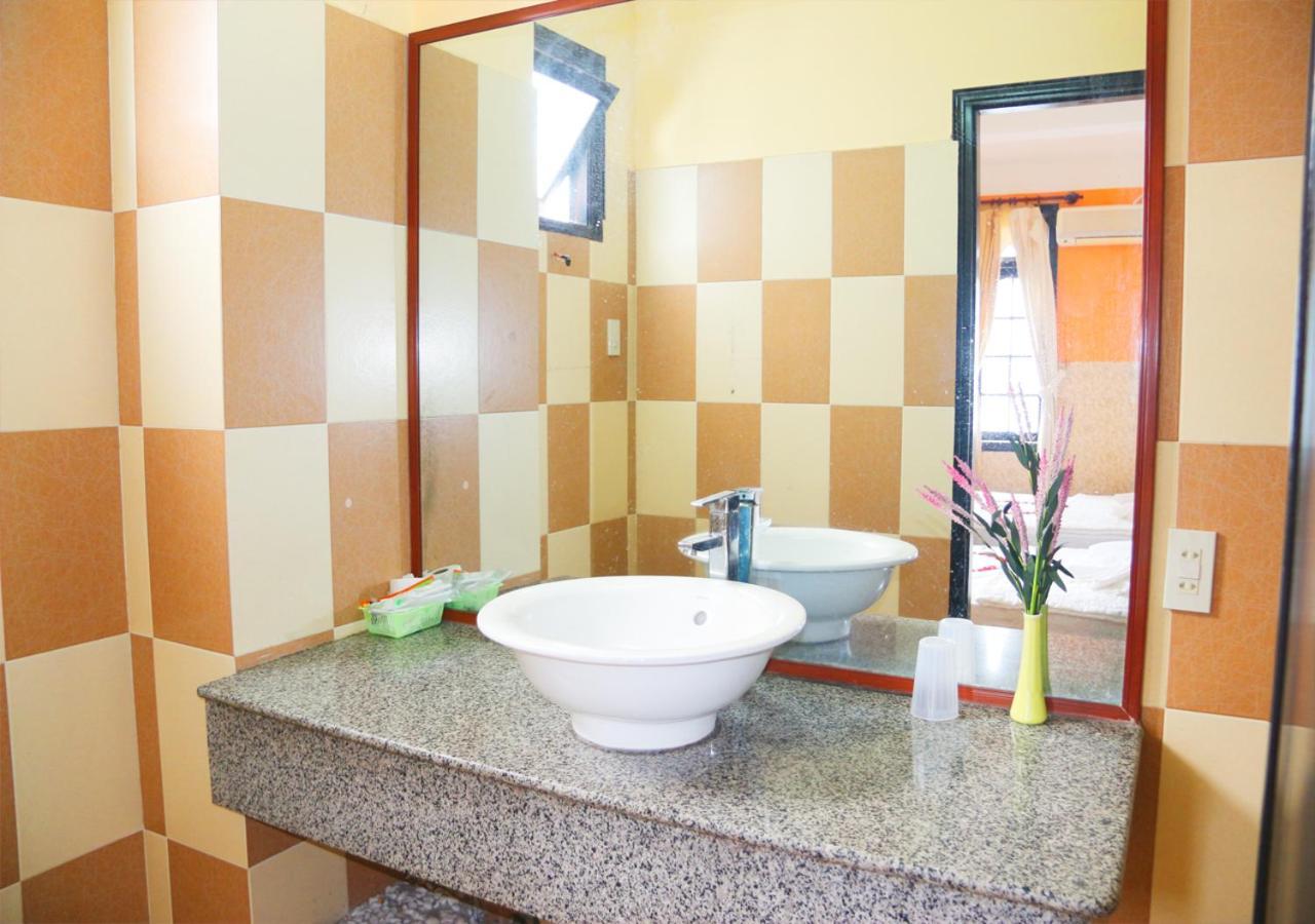 Ponys Hotel Nha Trang Exterior photo